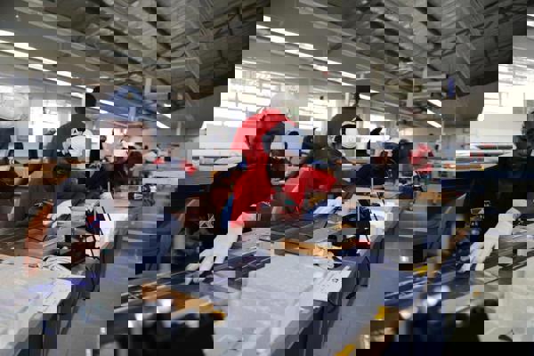 1648239363963